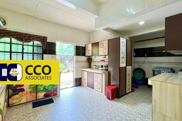 Batu Gajah @Taman Saujana Megah Double Storey House  