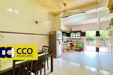 Batu Gajah @Taman Saujana Megah Double Storey House  