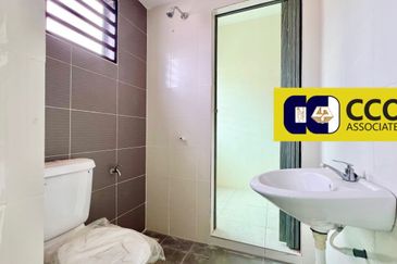 DESA LAHAT SRI -WANG