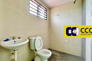 DESA LAHAT SRI -WANG