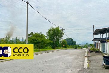 DESA LAHAT SRI -WANG