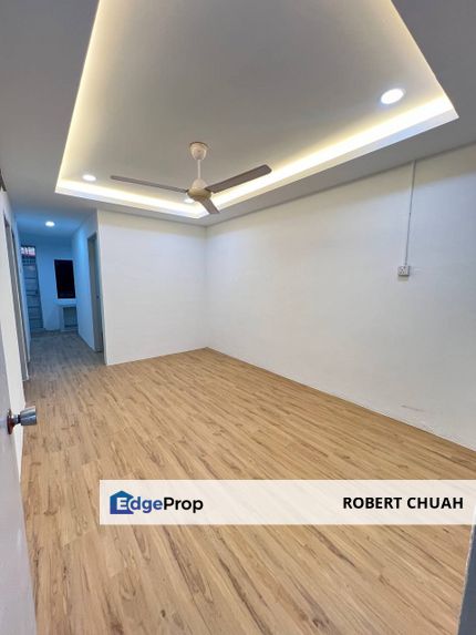 Full Loan , Renovated , 3 Bedrooms, Free Hold, Johor, Skudai