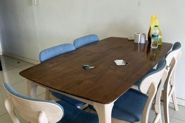 The WaterEdge Residences