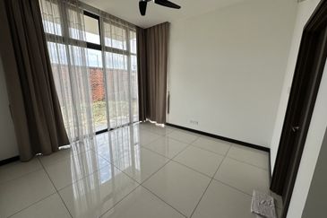 The Straits View Residences