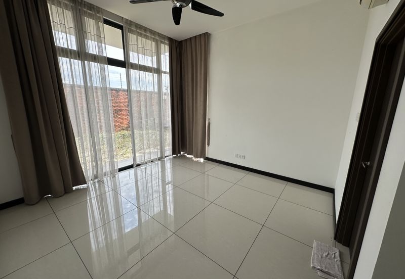 The Straits View Residences