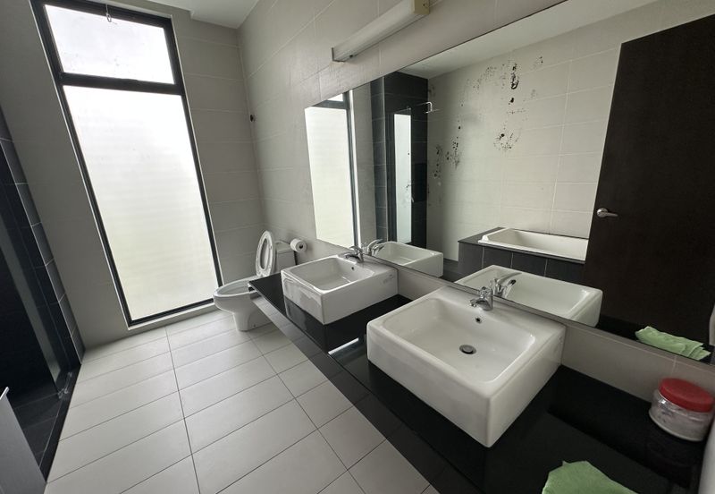 The Straits View Residences