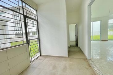 Isola Villa @ Senibong Cove