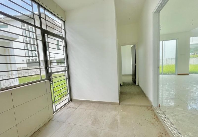 Isola Villa @ Senibong Cove