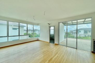 Isola Villa @ Senibong Cove