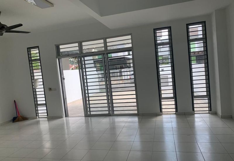 Taman Setia Eco Garden Double Storey Terrace House for Rent