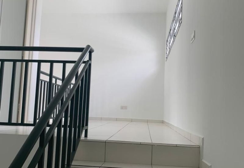 Taman Setia Eco Garden Double Storey Terrace House for Rent