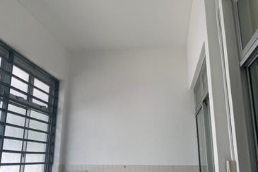 Taman Setia Eco Garden Double Storey Terrace House for Rent