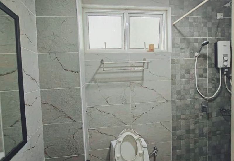 The Pinnacles (Pinnacle Tower)