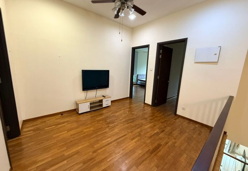 The WaterEdge Residences