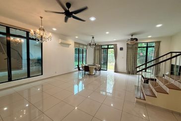 The WaterEdge Residences