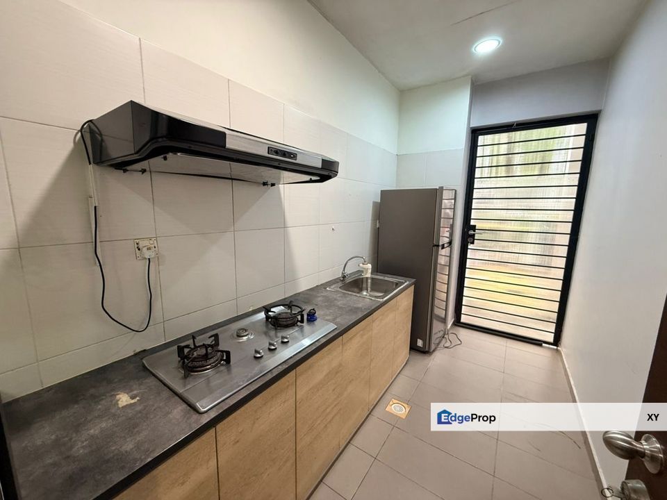 Senibong Cove, Wateredge Residence Partial Furnished for Rent , Johor, Masai