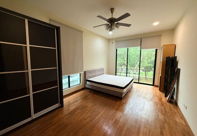 The WaterEdge Residences