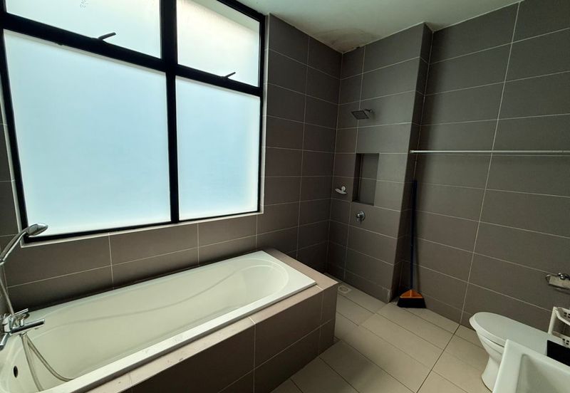 The WaterEdge Residences