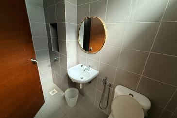 The WaterEdge Residences