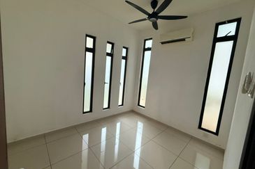 The WaterEdge Residences