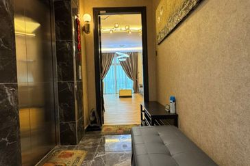 D'Summit Residences @ Kempas Utama