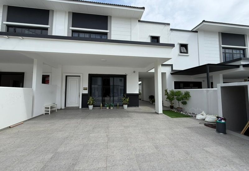 The Borough @ Eco Botanic 2