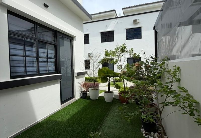 The Borough @ Eco Botanic 2