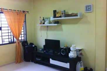 Flat Titiwangsa Tampoi for Sale