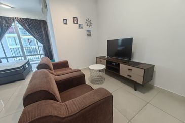 Dedaun Hijau (Greenfield Regency)