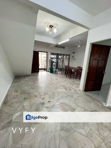 Double storey Taman Sentosa Jalan Yusuf Shahbudin Partial furnished for rent, Selangor, Klang