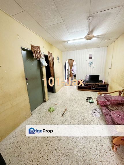 Facing parking Single storey Kapar Seri Dua Belas, Selangor, Kapar 