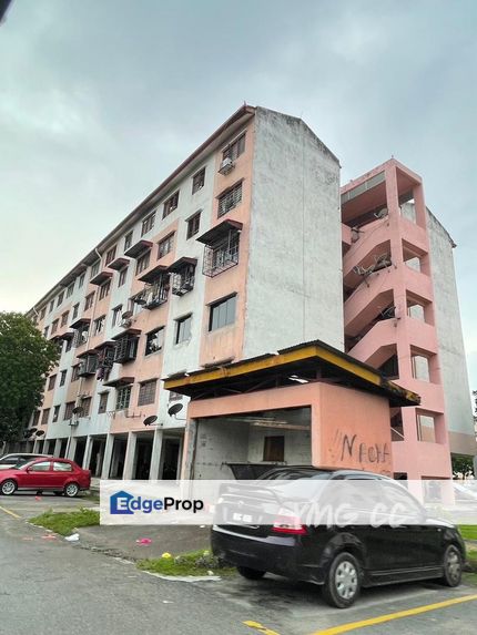 Lower floor 672 sqft PKNS flat Seksyen 7 Shah Alam, Selangor, Shah Alam