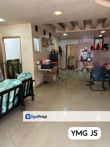 Renovated 16x60 double storey Taman Klang Utama, Selangor, Klang