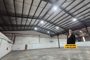R302 Bukit Raja Klang. Detached Warehouse. Rent.