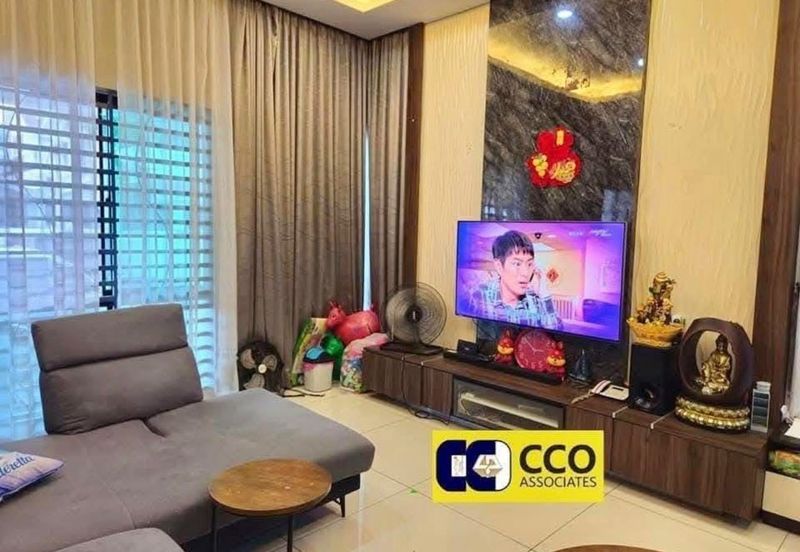 Panorama Lapangan Akasia @ Botani