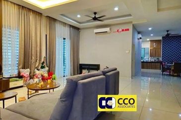 Panorama Lapangan Akasia @ Botani