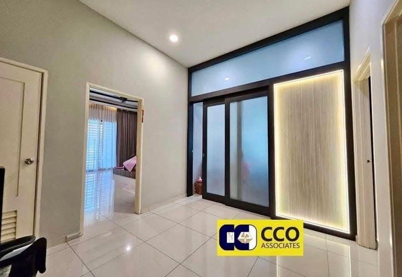 Panorama Lapangan Akasia @ Botani