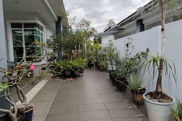 Arena Tasek Putra (Tasek Nova)