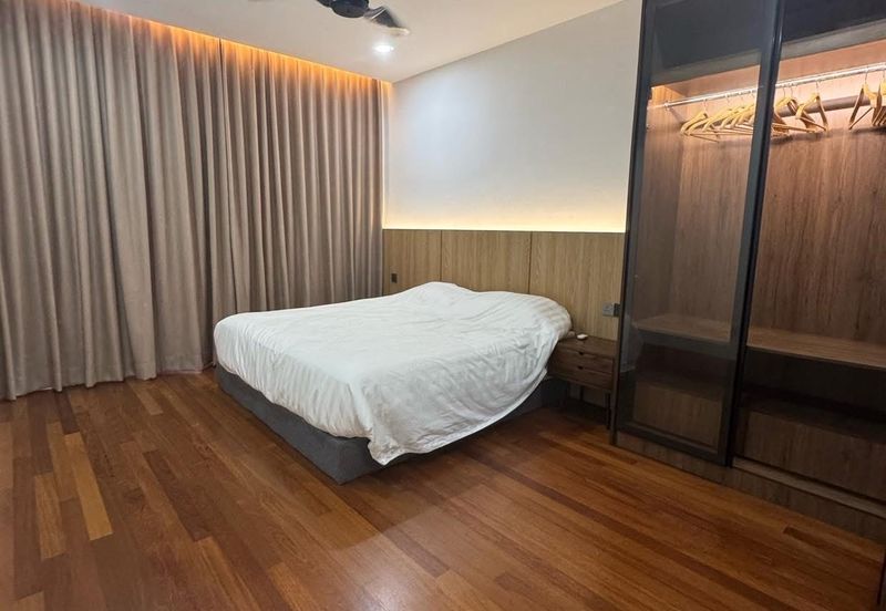 Upper East @ Tiger Lane