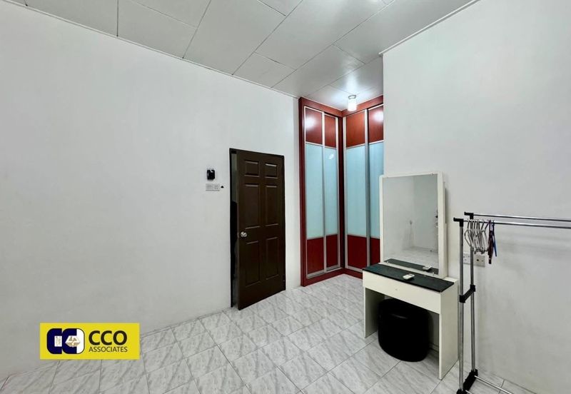 TAMAN ANJUNG BERCHAM UTARA