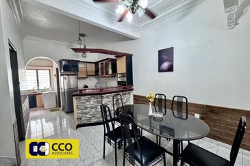 TAMAN ANJUNG BERCHAM UTARA