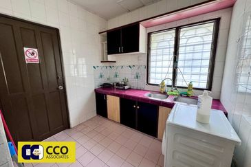 TAMAN ANJUNG BERCHAM UTARA