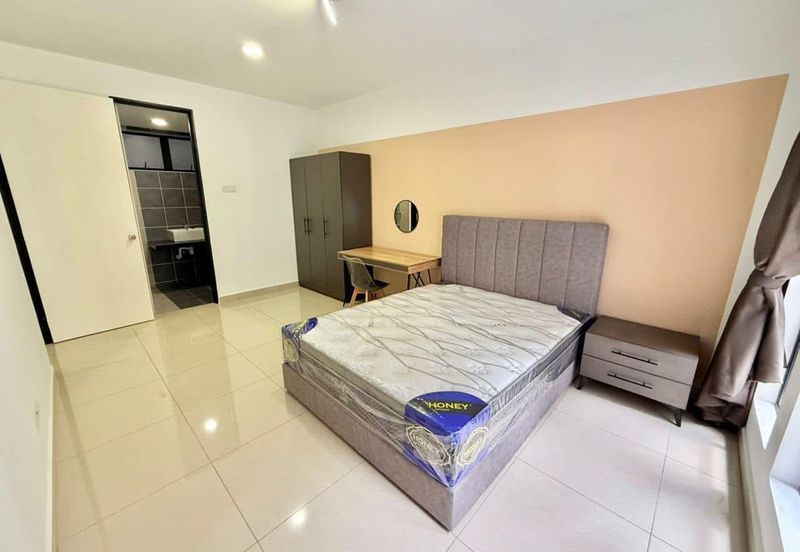 Upper East @ Tiger Lane