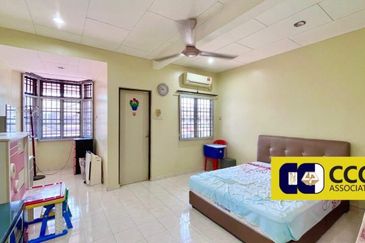 TAMAN PENGKALAN MAKMUR