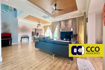 Panorama Lapangan Akasia @ Botani