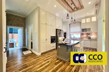 Panorama Lapangan Akasia @ Botani