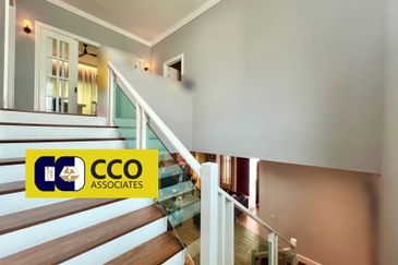 Panorama Lapangan Akasia @ Botani