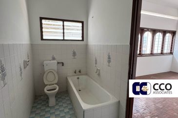 TAMAN HILLVIEW, IPOH