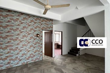 TAMAN HILLVIEW, IPOH