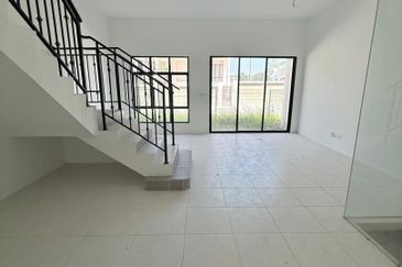 Panorama Lapangan Perdana